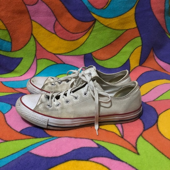 Converse - Picture 2 of 3